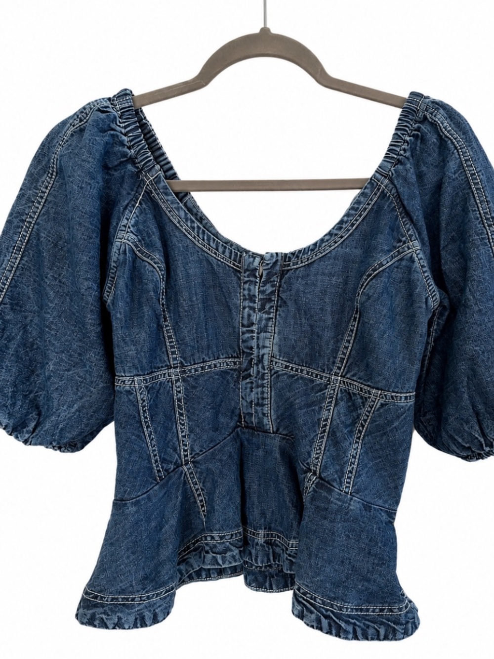 NWT Pilcro Puff-Sleeve Peplum Blouse Off-Shoulder Denim - Dark Blue Size M - Picture 4 of 8
